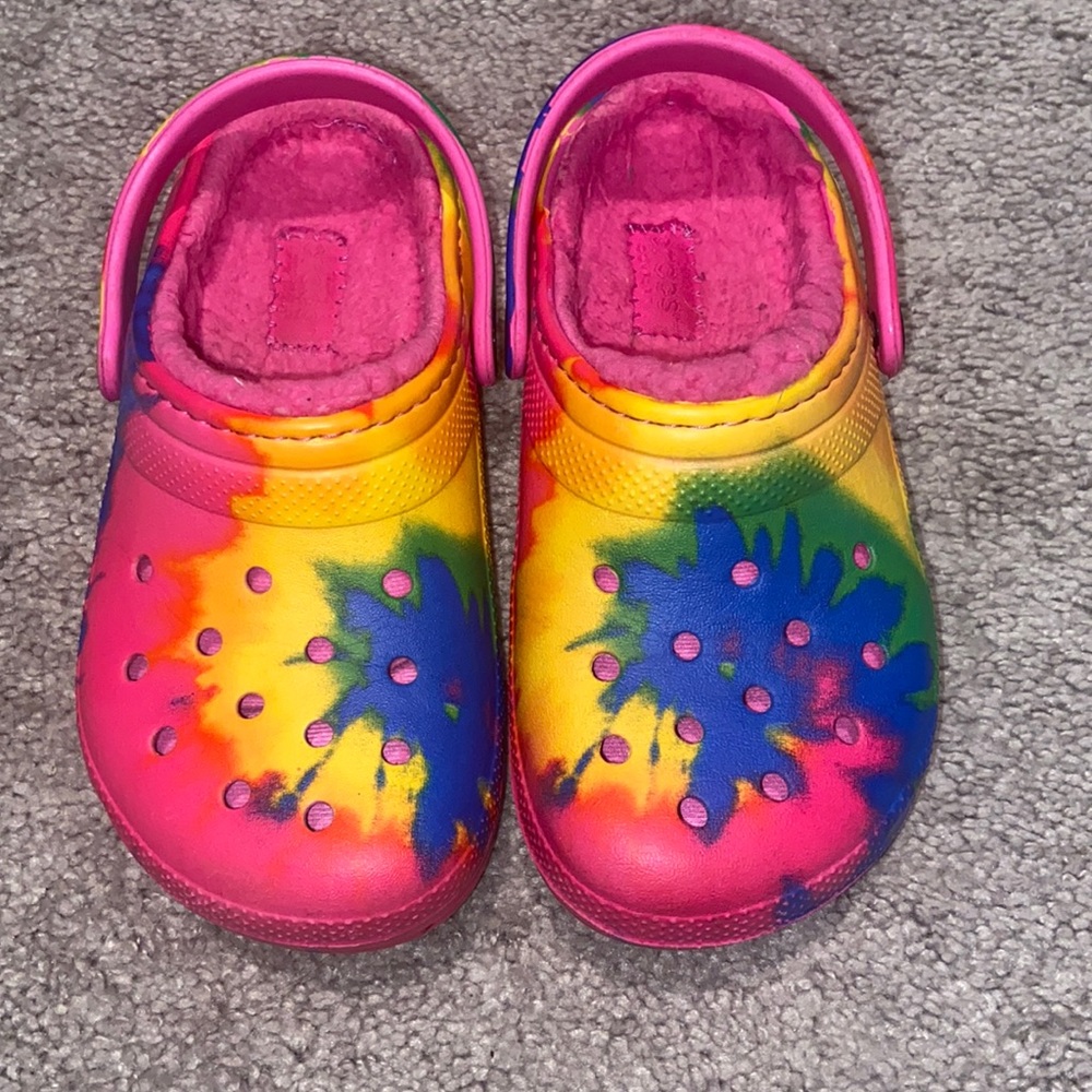 12c crocs